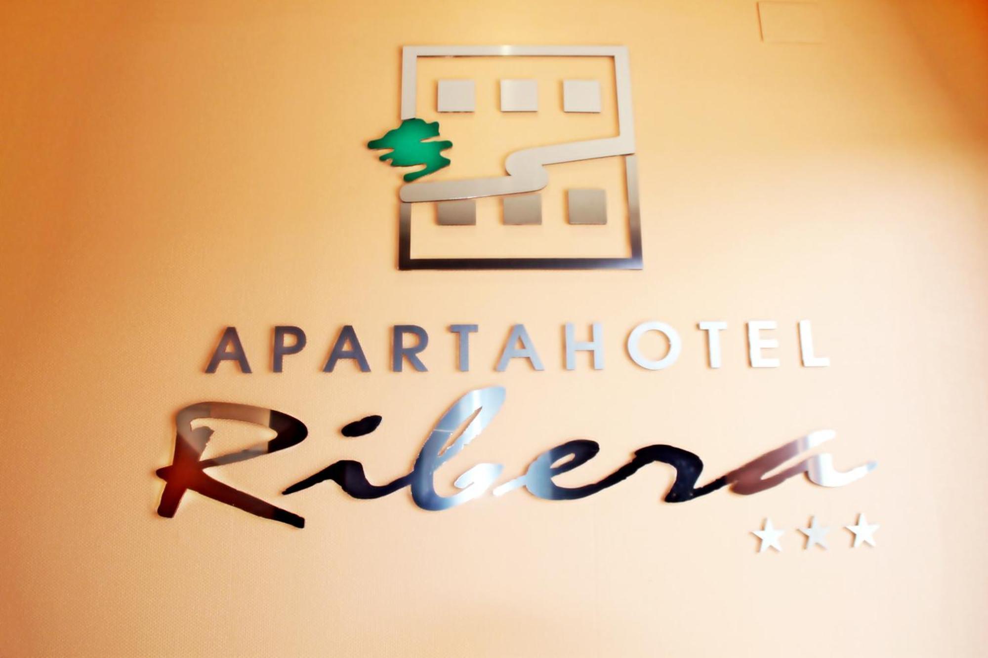 Apartahotel Ribera Arroyo de la Encomienda Ngoại thất bức ảnh