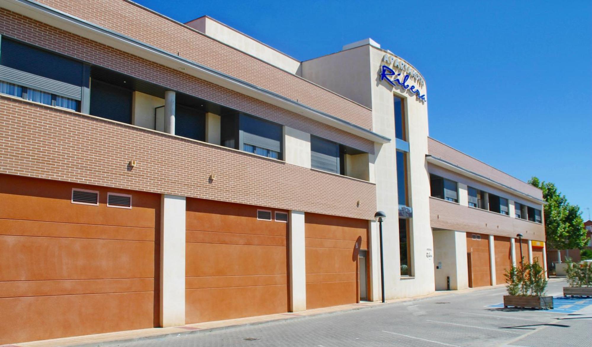 Apartahotel Ribera Arroyo de la Encomienda Ngoại thất bức ảnh