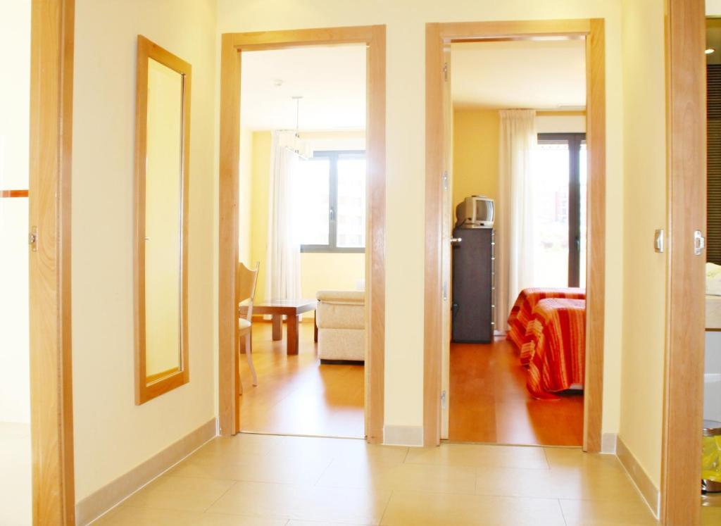 Apartahotel Ribera Arroyo de la Encomienda Phòng bức ảnh